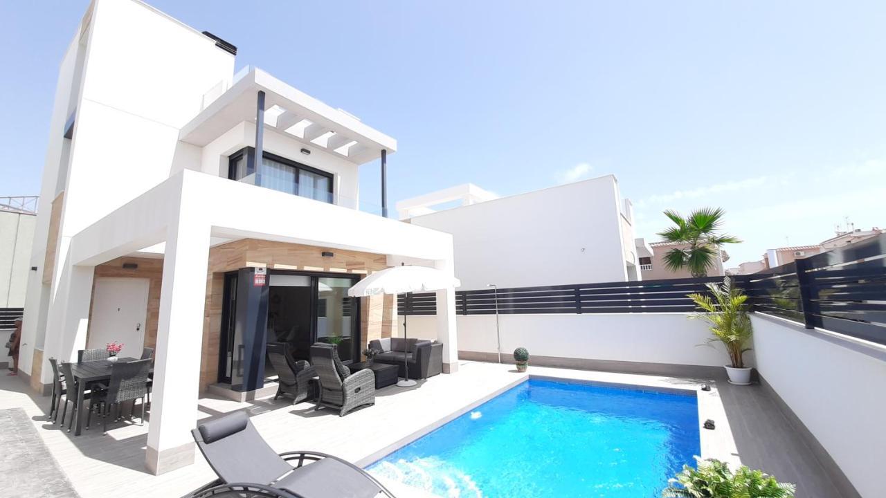 Villa Wilhelmina Torrevieja Ngoại thất bức ảnh